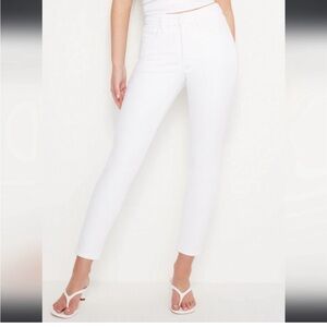 Good American Good Legs White Jeans size 2/26